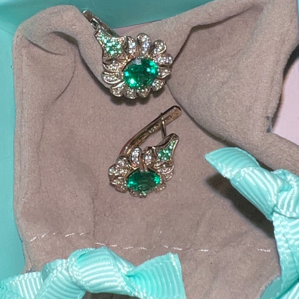 Green Spinel and White Zircon Sterling Silver Earrings - Picture 3 of 4
